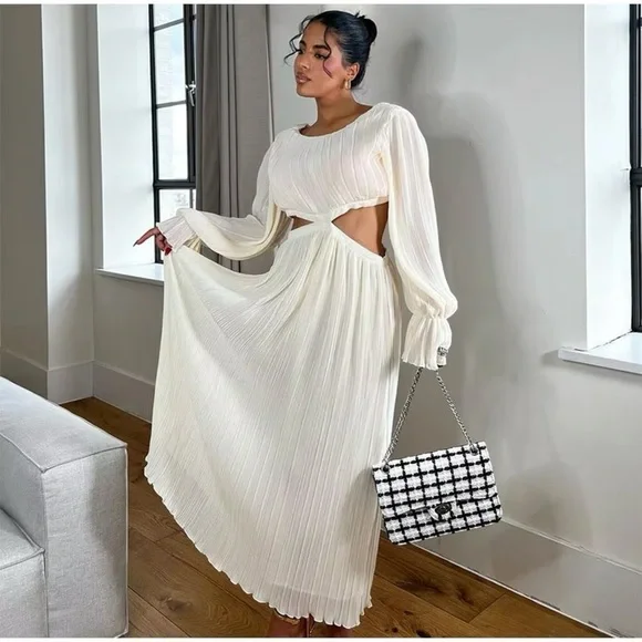 amore midi dress Casa Amore Midi Dress – Swindle My Soul
